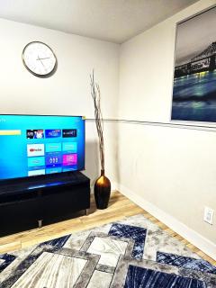 1 Bedroom Apartment with Living Room and Full Washroom to yourself alone and a private car park - 4