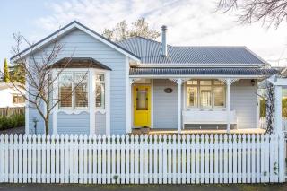 Picture Perfect in the heart of the Village - Greytown - 0