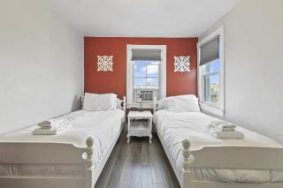 The Inn At Ocean Grove - 1