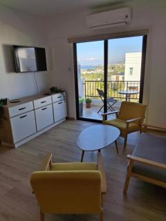 Apartment with sea view! - Khlorakas - 0
