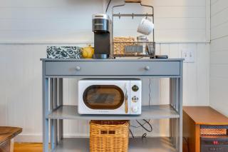 1 Mi to Cranmore Mountain Charming Conway Apt! - North Conway - 1