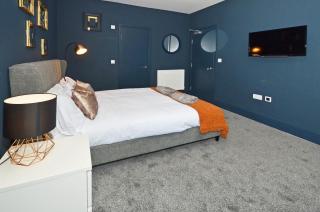 Townhouse PLUS @ London Road Stoke - 1