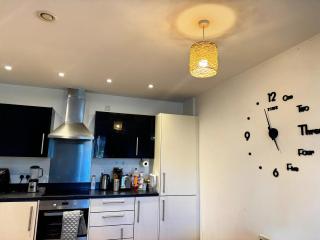 Cozy Private Room with Free Wi-Fi - Colchester - 6