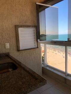 Apartamento frente mar com churrasqueira - 2