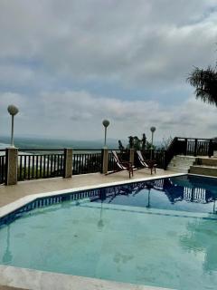 Leonardi's Sunset House - 2