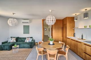 K's Rooftop Apartment - Sea-View & Pool - Slatine - 3