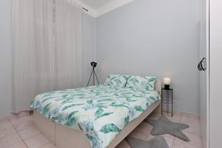 Apartments with WiFi Rijeka - 23155 - 1