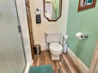 Gem Palace with Hot Tub Sauna - 1