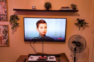 Luxury Staycation in Makati with Jacuzzi & Arcade - Manila - 6