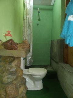 Berkey's Jungle Paradise Resort - Roseau - 2