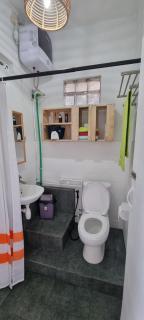 Taefoo Homestay - Madrid room Free Wifi, Air Conditioner, 3 Shared Bathrooms COOL & COZY - Timuran - 4