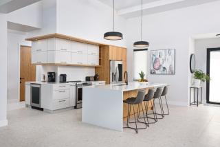 Upper East Side Enclave # 18 - 8