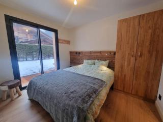 Chalet spacieux avec jacuzzi, animaux acceptés et parking privé - FR-1-343-260 - Chamonix - 2