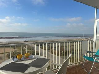 Notre-Dame-de-Monts: Studio 26m² pour 4 avec vue sur mer et parking - FR-1-540-310 - 0