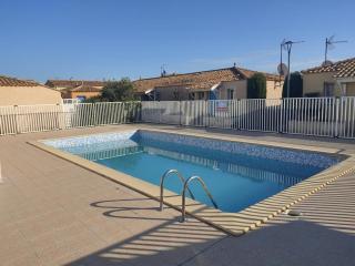 Villa 4/6 pers climatisée avec piscine, WiFi & parking proche plage - FR-1-796-85 - Gruissan - 0