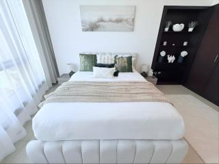 Sea Breeze 1BR in Luxury Complex with Sea View Pools Gym on Reem Island - 7