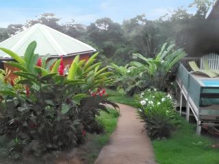 Bungalow charmant avec piscine partagée à Le Robert - 3