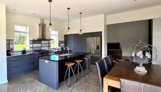 112 The Hangar - Luxury Accomodation - 8