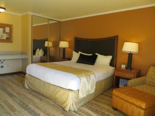 Best Western Plus Royal Oak Hotel - San Luis Obispo - 3
