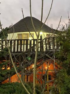Happy Nomads Yurts & Hostel - Karakol - 2