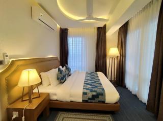 Royal Pearl Suites - 9