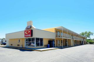 Econo Lodge Airport - 4