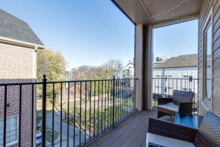 Bring Friends - Nashville Extra Large Rental Condo - Nashville - 3