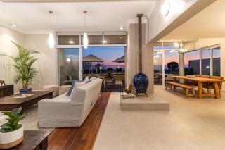 "Villa Montemar' Luxury Villa for 6 on the Beach with Pool - 8