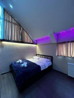 Luxe studio apartment with jacuzzi - Tbilisi - 9
