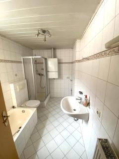 Monteurzimmer, 2 Wohnungen für Monteure Handwerker - Neustadt an der Weinstraße - 1