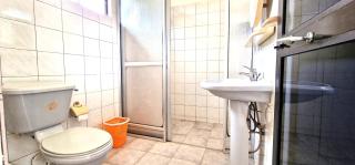 E & C Guesthouse - 4