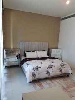 Reem Retreats Shared Home Stay - Abu Dhabi - 8