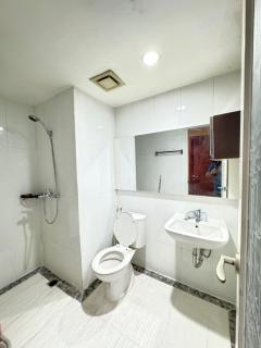 Tmansari Mahogany Apartement By Cozy - Karawang - 2