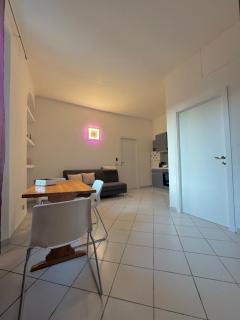 Navigli Home Metro4-Tram2-Naviglio Grande - Milano - 6