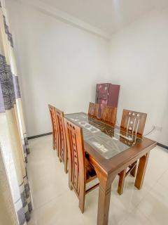 W7 Liya Rest inn - 2