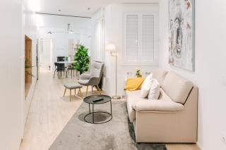 Lujoso y amplio apartamento con parking incluido - León - 9