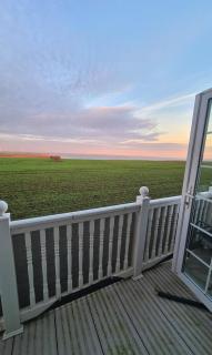 4 Berth Caravan With Full Sea View At Barmston Beach Holiday Park Ref 62047O - 9