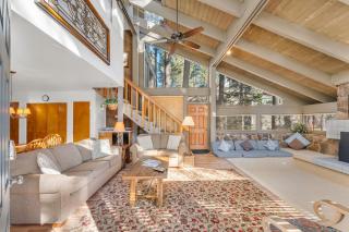 Three-Bedroom House - South Lake Tahoe - 9