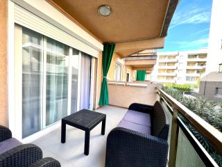 Confortable apartamento en La Pineda - La Pineda - 0
