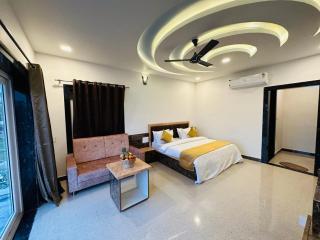 Shree Yog Maya Resort - 9