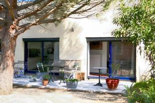 Appartement charmant à Saint-Quentin-la-Poterie, 40 m², jardin. - Saint-Quentin-la-Poterie - 0
