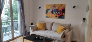 Cozy Νest Athens - Atene - 9