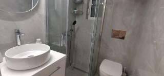 Cozy Νest Athens - Atene - 6