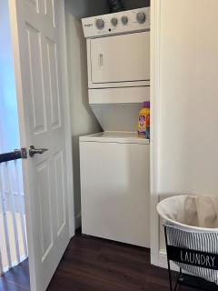 Mi casa es su casa! Sunny,spacious 3BR - 1