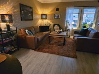 Koselig og moderne leilighet, meget sentralt i Narvik med gratis parkering! - Narvik - 0
