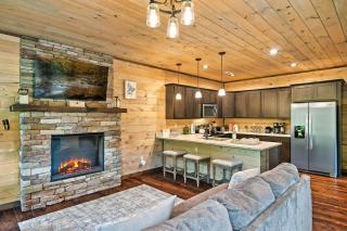 Newly Built Amazing View Chalet Perfect Location - Gatlinburg - 5