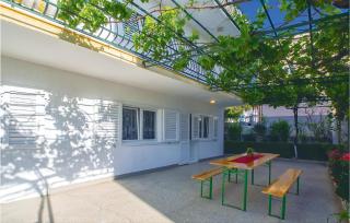 Four-Bedroom Apartment In Omis - Omiš - 8