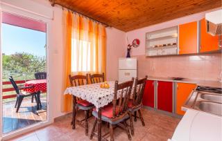 2 Bedroom Lovely Apartment In Pula - Pula - 7