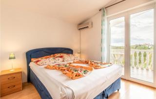 1 Bedroom Lovely Apartment In Nin - Nin - 6