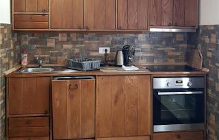 Nice Home In Korenica With Sauna - Korenica - 6